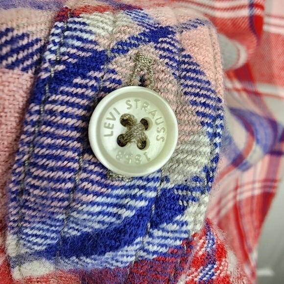 Levis Flannel Shirt Plaid Cotton Red White Blue Button Front Top Blouse Size M - Picture 12 of 16